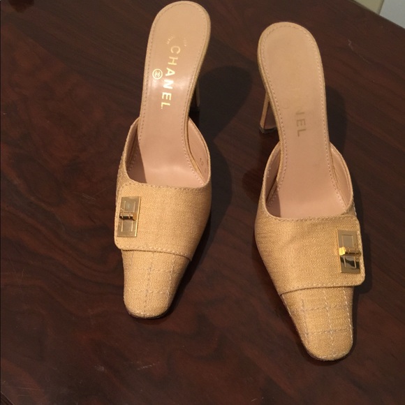 Chanel LT Yellow Fabric Mule S40 - Picture 2 of 8